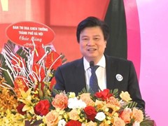 Trường chuyên đầu tiên của Hà Nội kỉ niệm 60 năm thành lập - Báo Mới