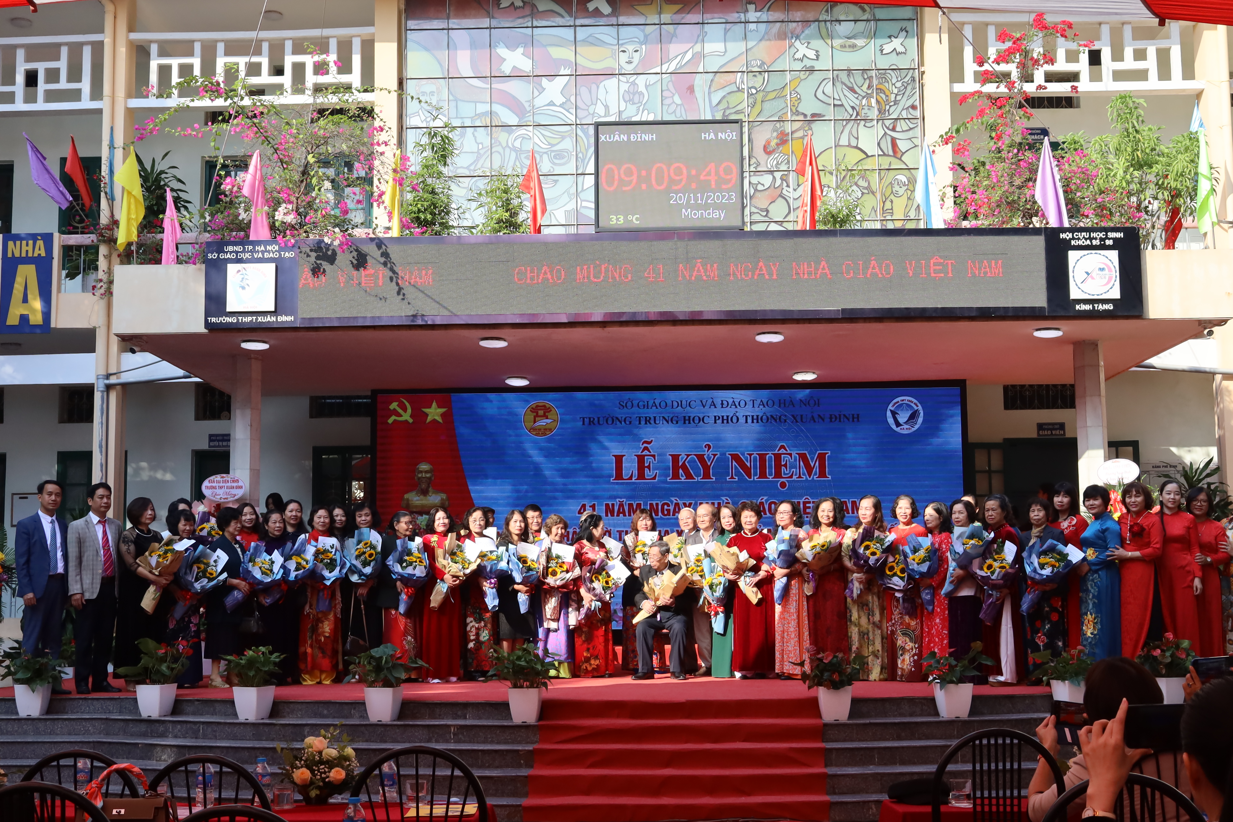 Cựu Giáo Chức