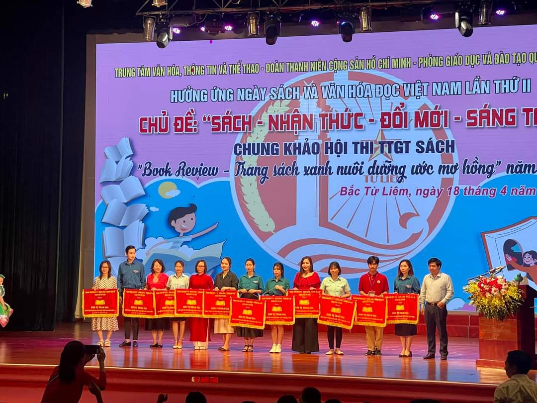 Ảnh Nhận Cờ Tham Gia Cuộc Thi XSNT 21.4