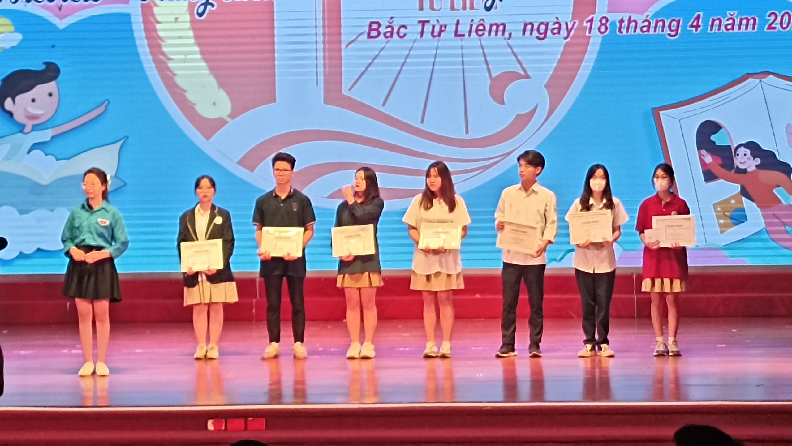 Ảnh Nhận Giải 21.4
