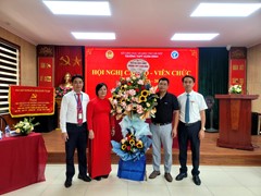 TRƯỜNG THPT XUÂN ĐỈNH TỔ CHỨC THÀNH CÔNG HỘI NGHỊ CÁN BỘ, VIÊN CHỨC LẦN THỨ 64 NĂM HỌC 2023- 2024