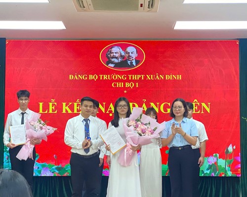 Đảng Bộ Trường THPT Xuân Đỉnh - Ươm Mầm Những "Hạt Giống Đỏ"