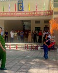 Trường THPT Xuân Đỉnh tổ chức tập huấn, huấn luyện nghiệp vụ chữa cháy và cứu nạn, cứu hộ năm 2026